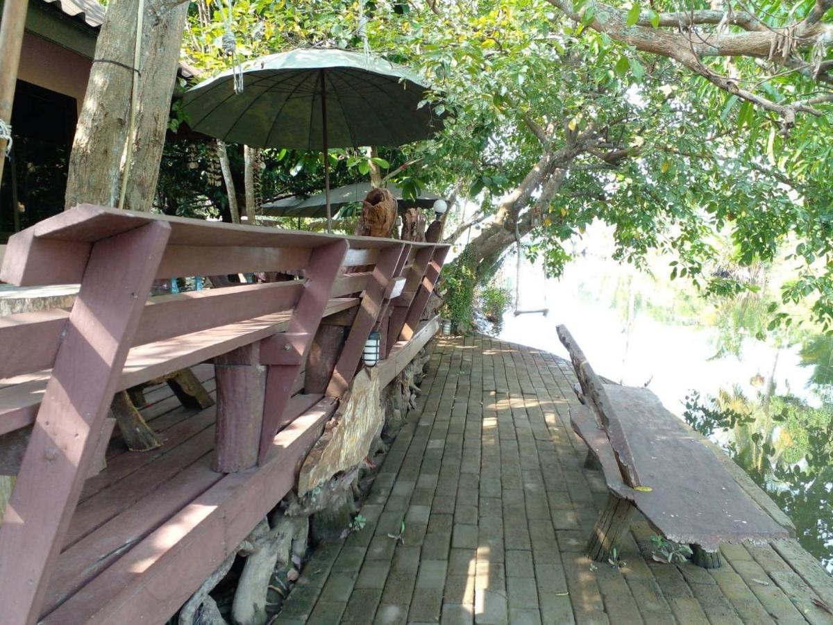 Baansuanleelawadee Resort Amphawa Zewnętrze zdjęcie