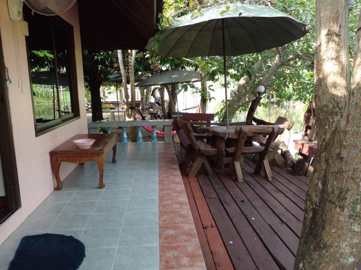 Baansuanleelawadee Resort Amphawa Zewnętrze zdjęcie
