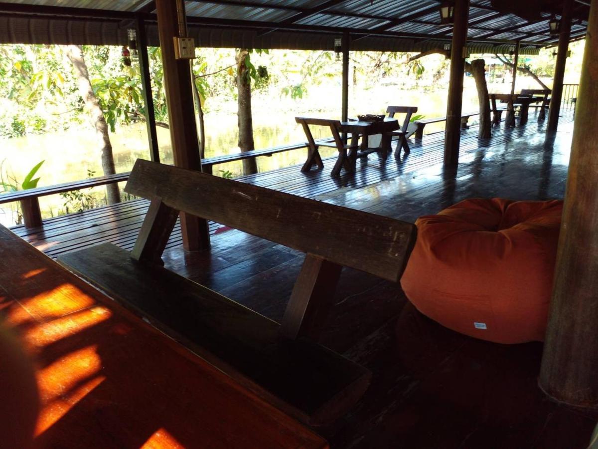 Baansuanleelawadee Resort Amphawa Zewnętrze zdjęcie