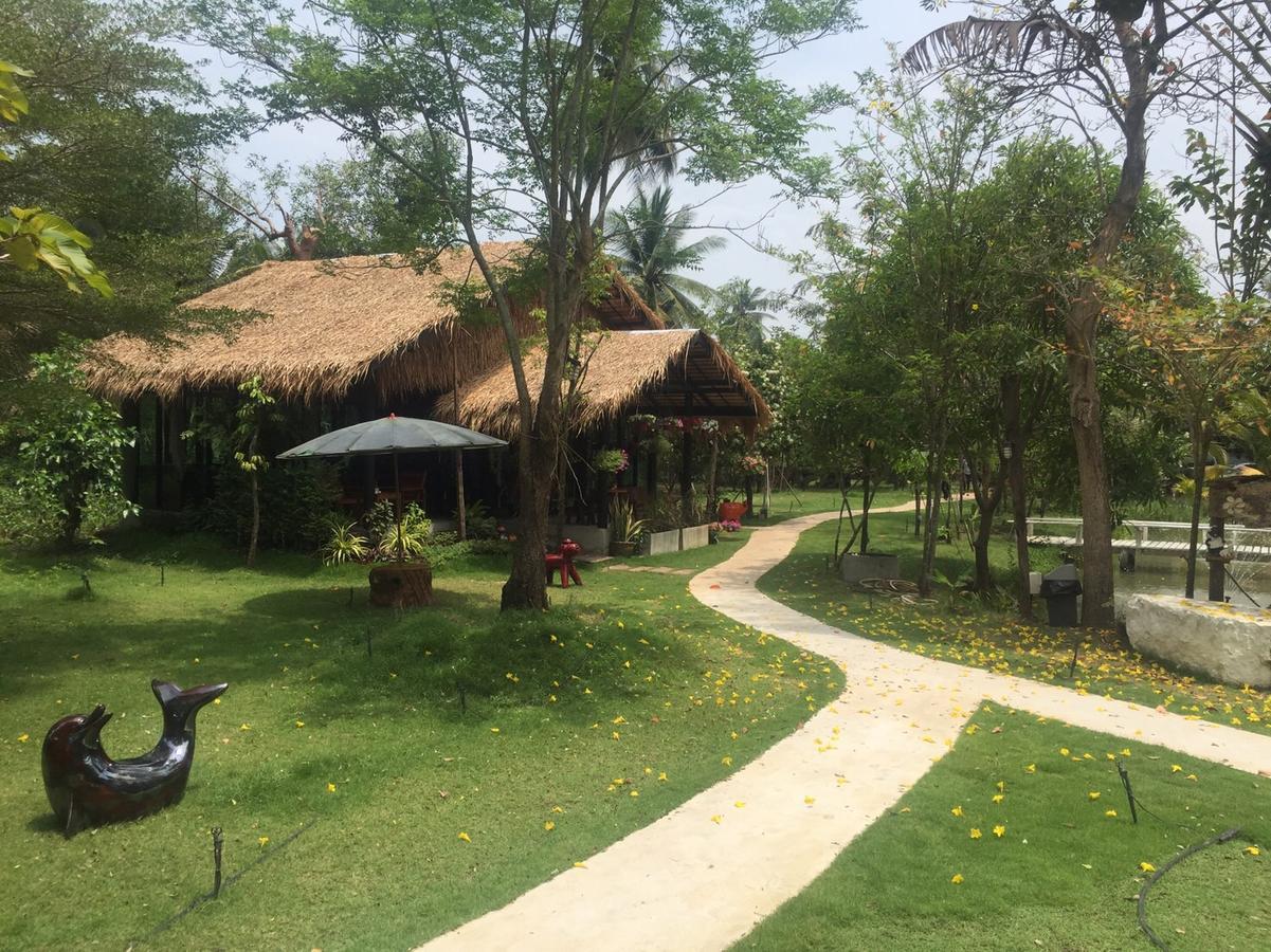 Baansuanleelawadee Resort Amphawa Zewnętrze zdjęcie