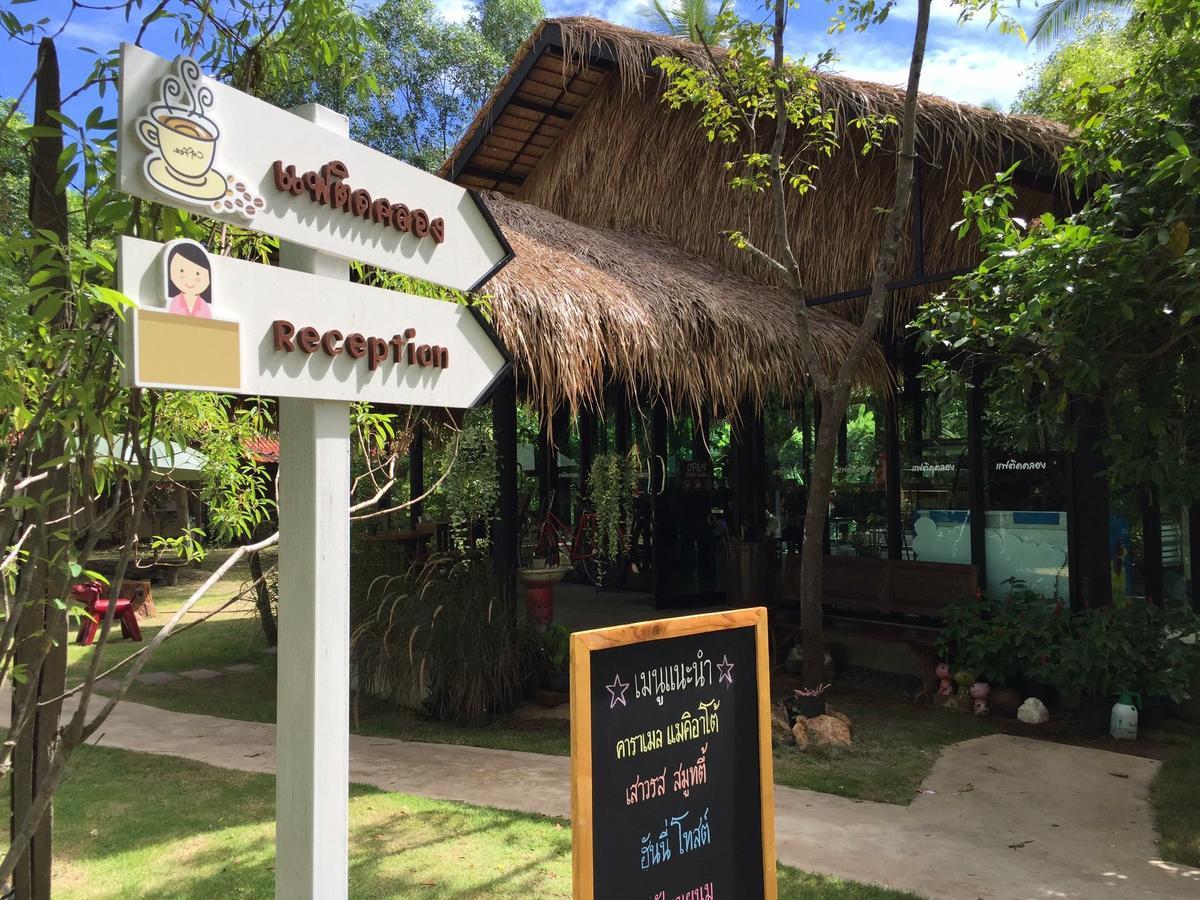Baansuanleelawadee Resort Amphawa Zewnętrze zdjęcie